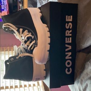 Converse high top *New with tags*